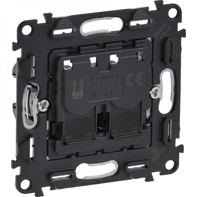 Информационная розетка LEGRAND Valena IN'MATIC двойная RJ45 Кат.5е UTP 753041